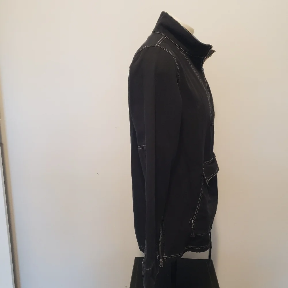 VANS MEN'S Half-Zip HALIFAX JACKET SIZE MEDIUM Color Black‎